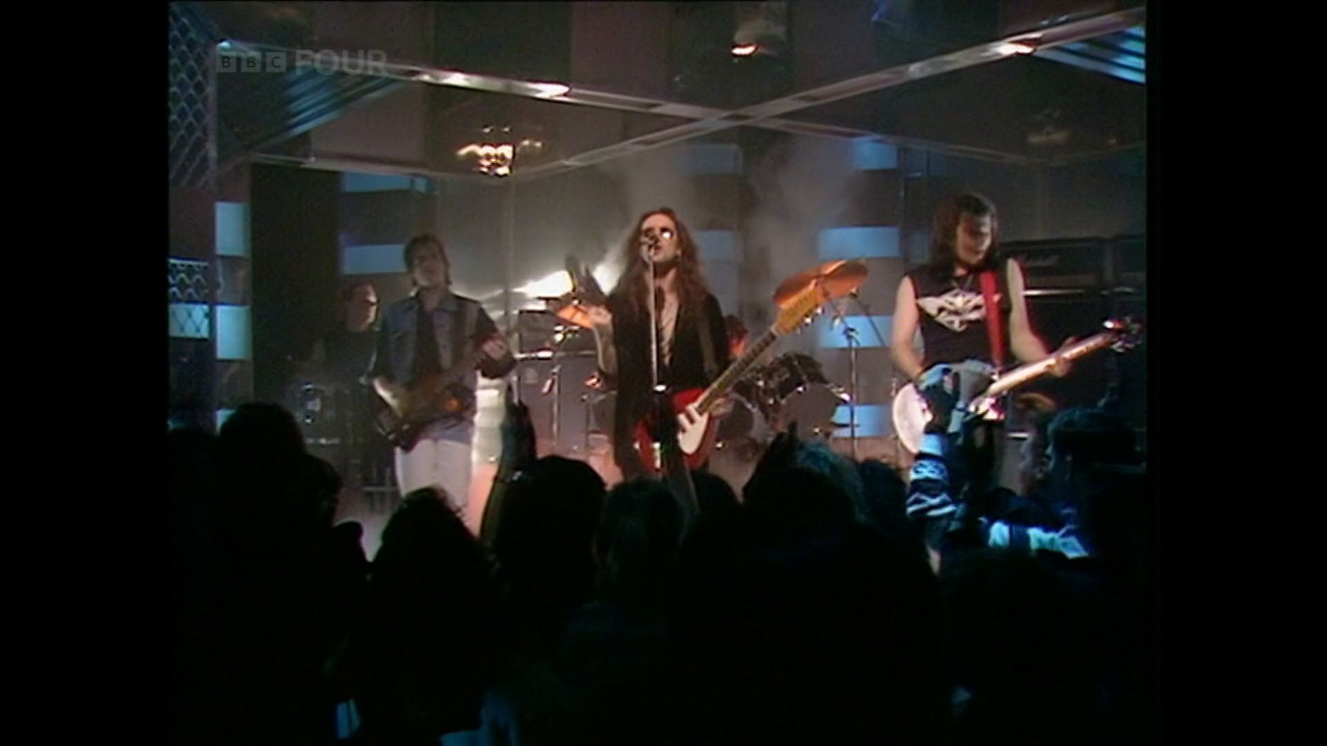 Tower Of Strength / The Mission (In the Studio) - Top of the Pops (February 25th, 1988)
