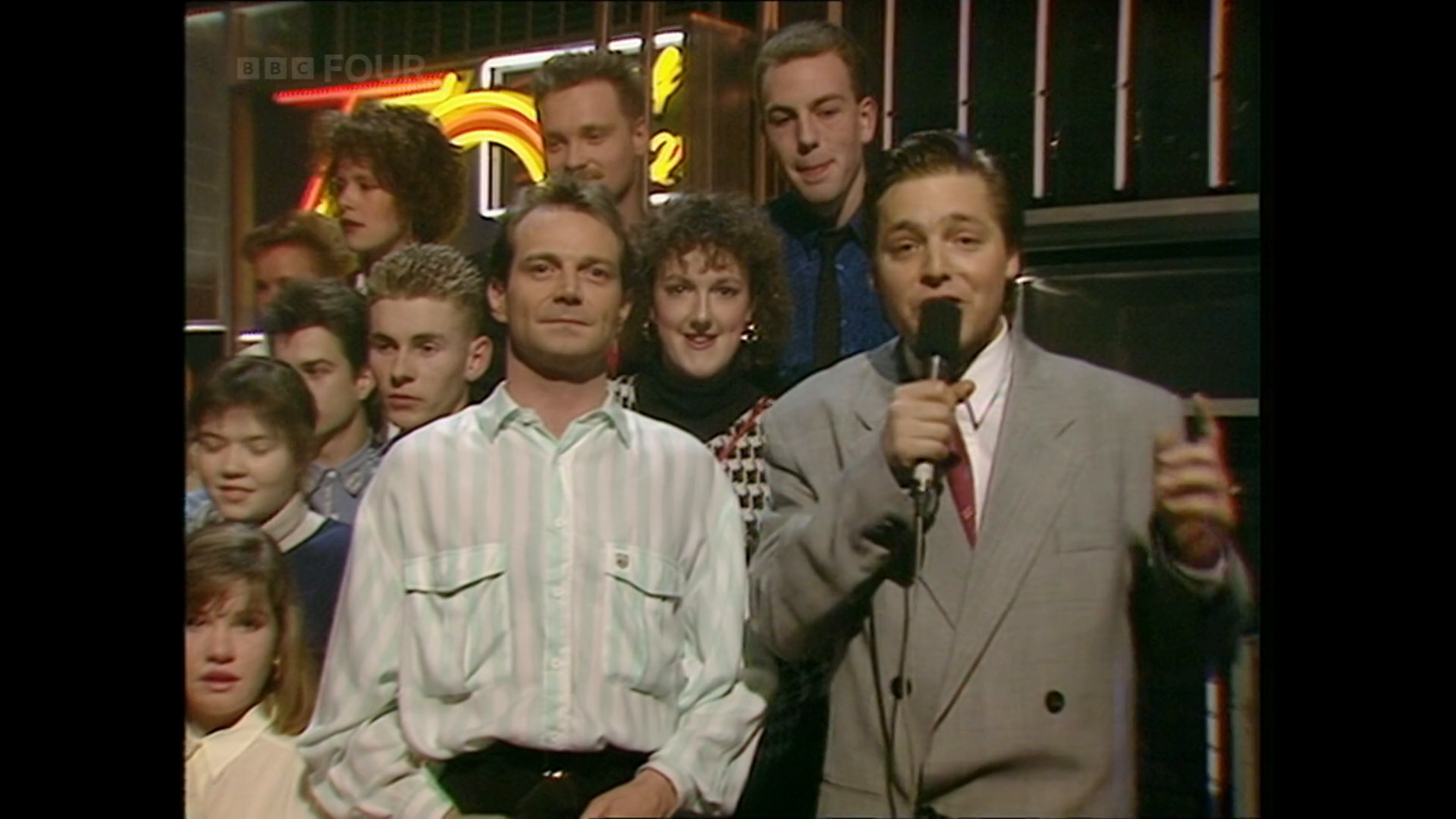 Peter Powell and Mark Goodier  - Top of the Pops (February 25th, 1988)